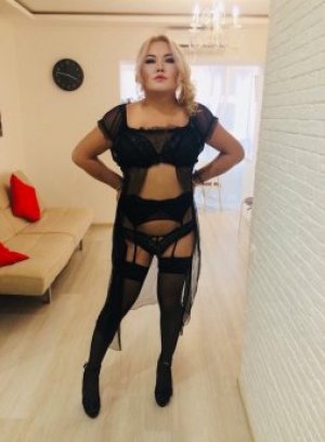 Транссексуалка Транс Ева 